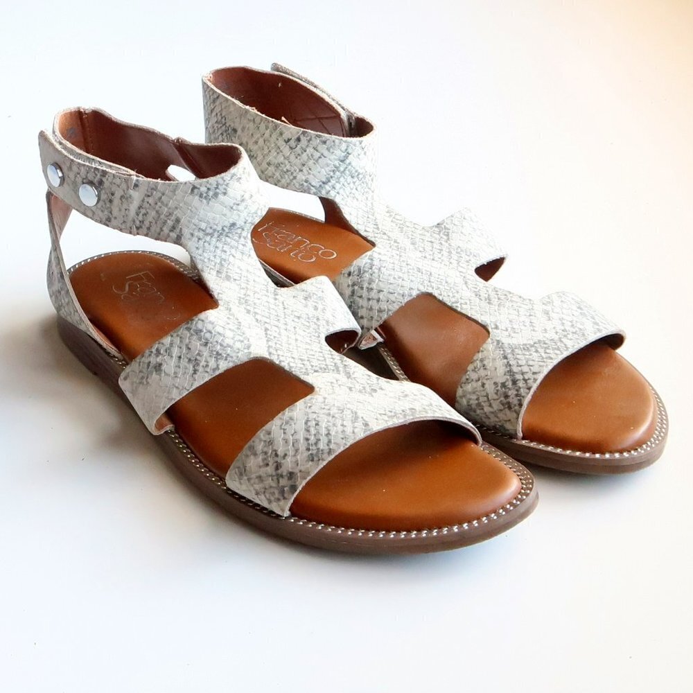 Franco Sarto Genevia Snakeskin Open Toe Gladiator Sandals Flat Summer Shoes 6.5